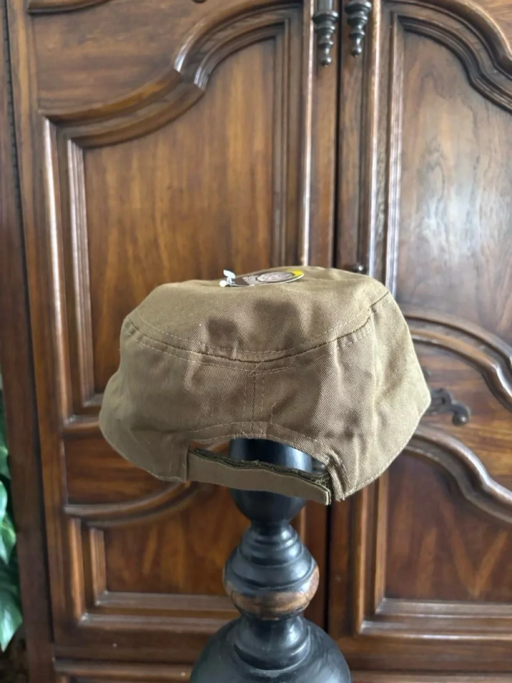 NWT  Puggs Shelby Rhinestones women's hat cap